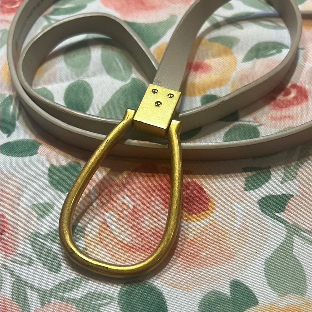 💥 2/$10 H&M thin Beige Leather tie Belt with Gold Buckle
